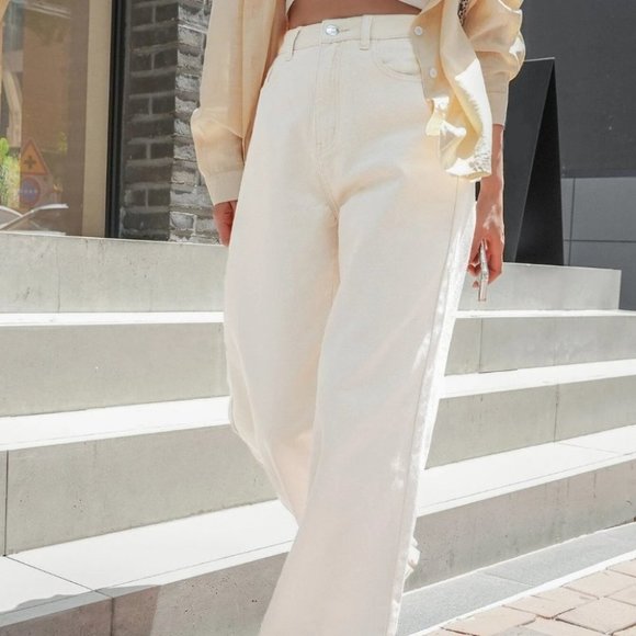 White Casual Womens Wide Leg Jeans - Picture 2 of 5